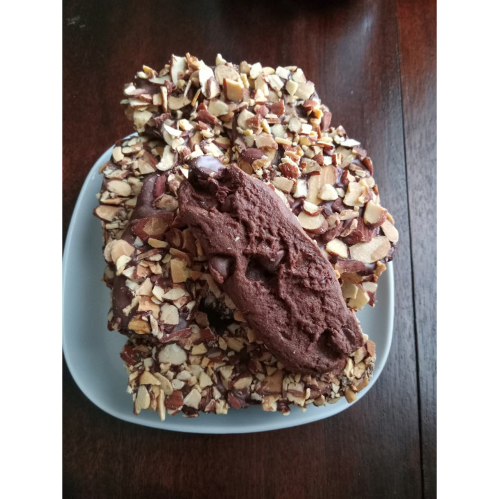 Triple Chocolate Almond - 8 ct